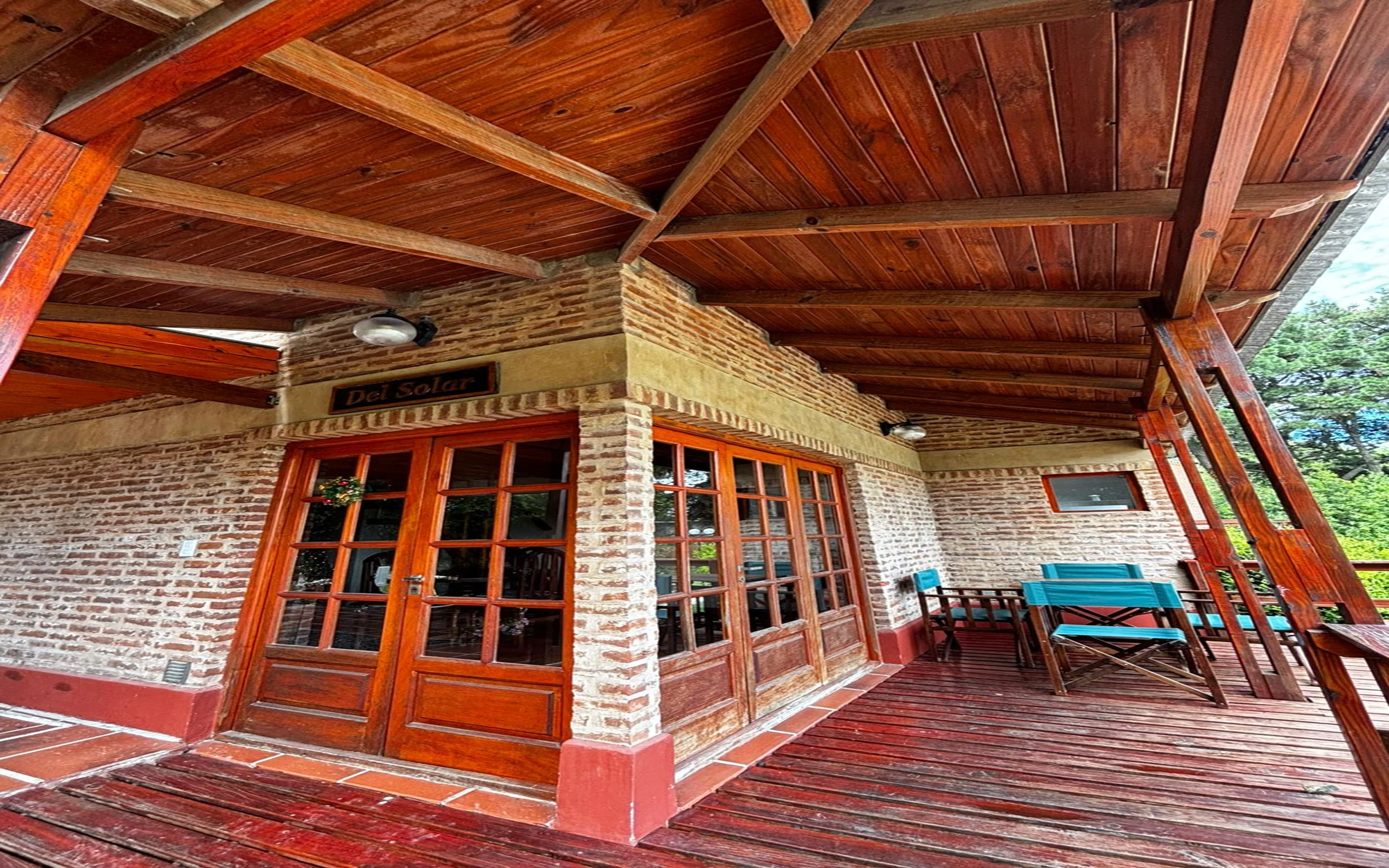 deck frente cabaña 2